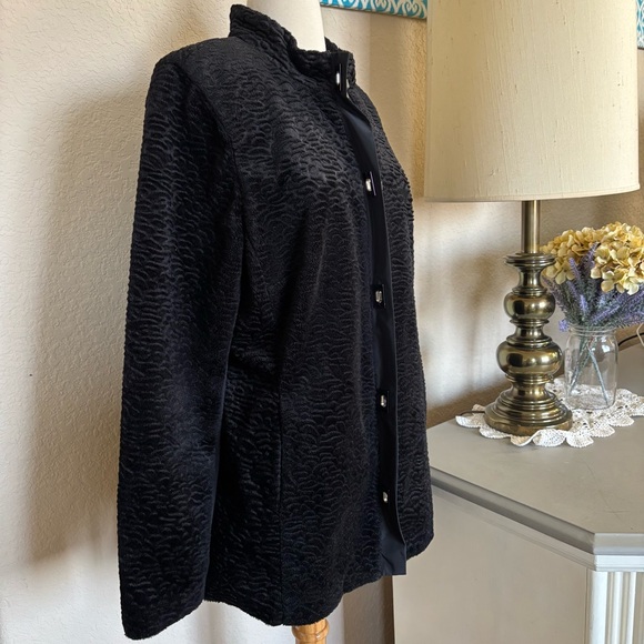 Carole Anderson by Invitation | CABI  black cozy statement coat jacket Large EUC - Picture 2 of 15